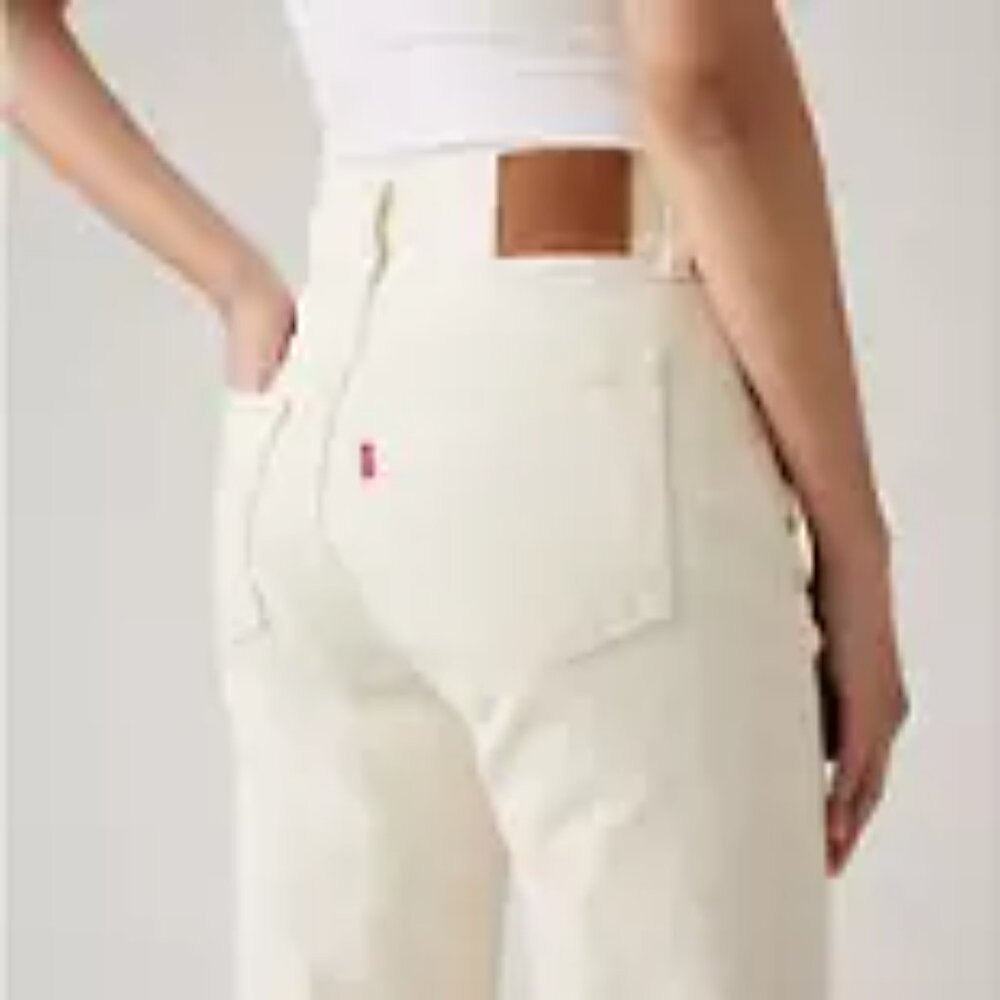 Levi's 501 Crop - Picture 4 of 7